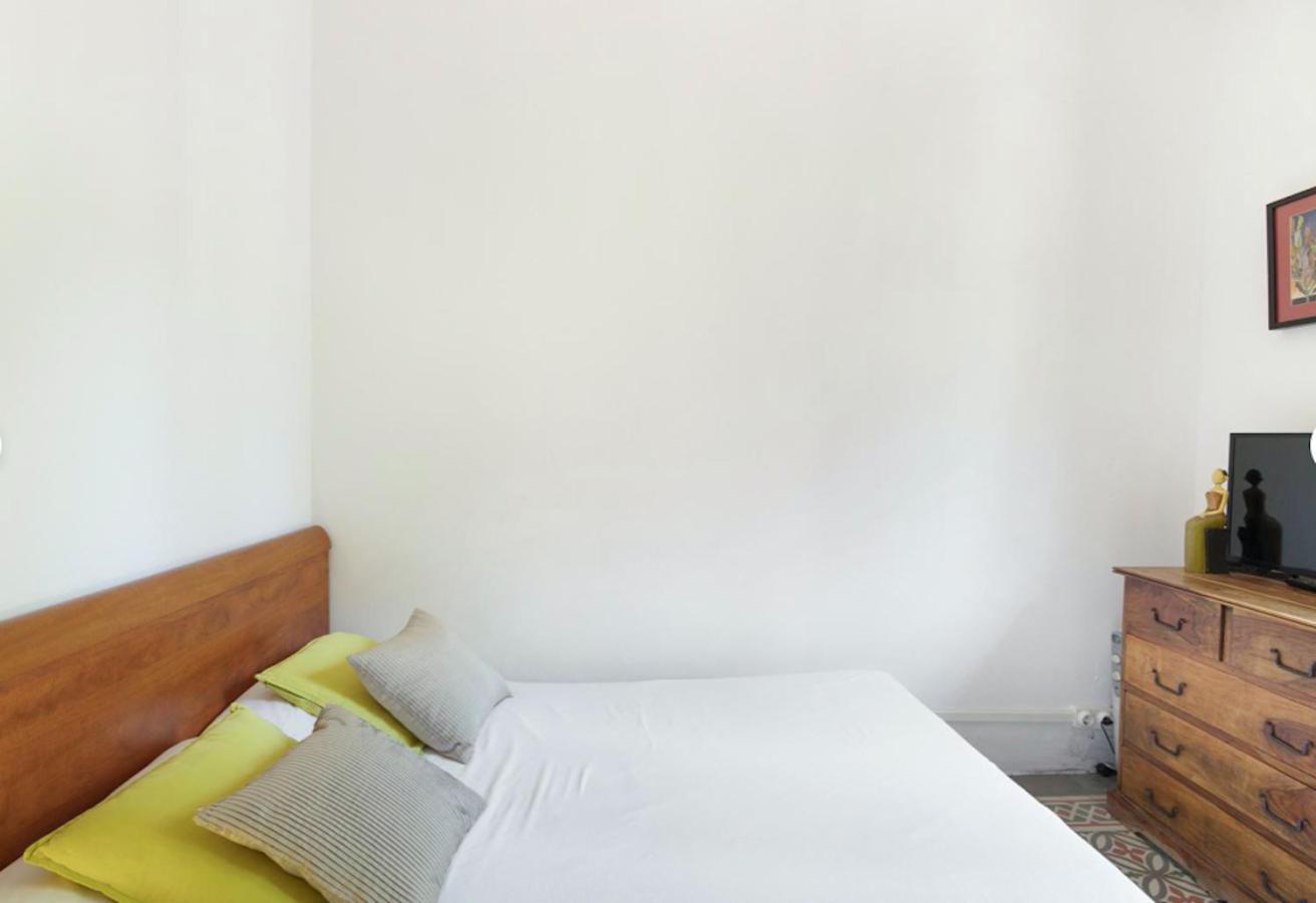 Great Apartment In Sagrada Familia With Balcony Barcelona Exterior photo