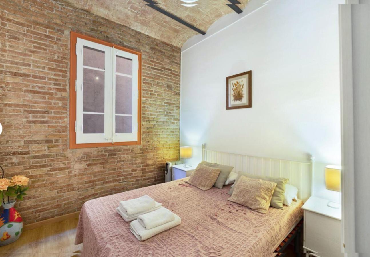 Great Apartment In Sagrada Familia With Balcony Barcelona Exterior photo