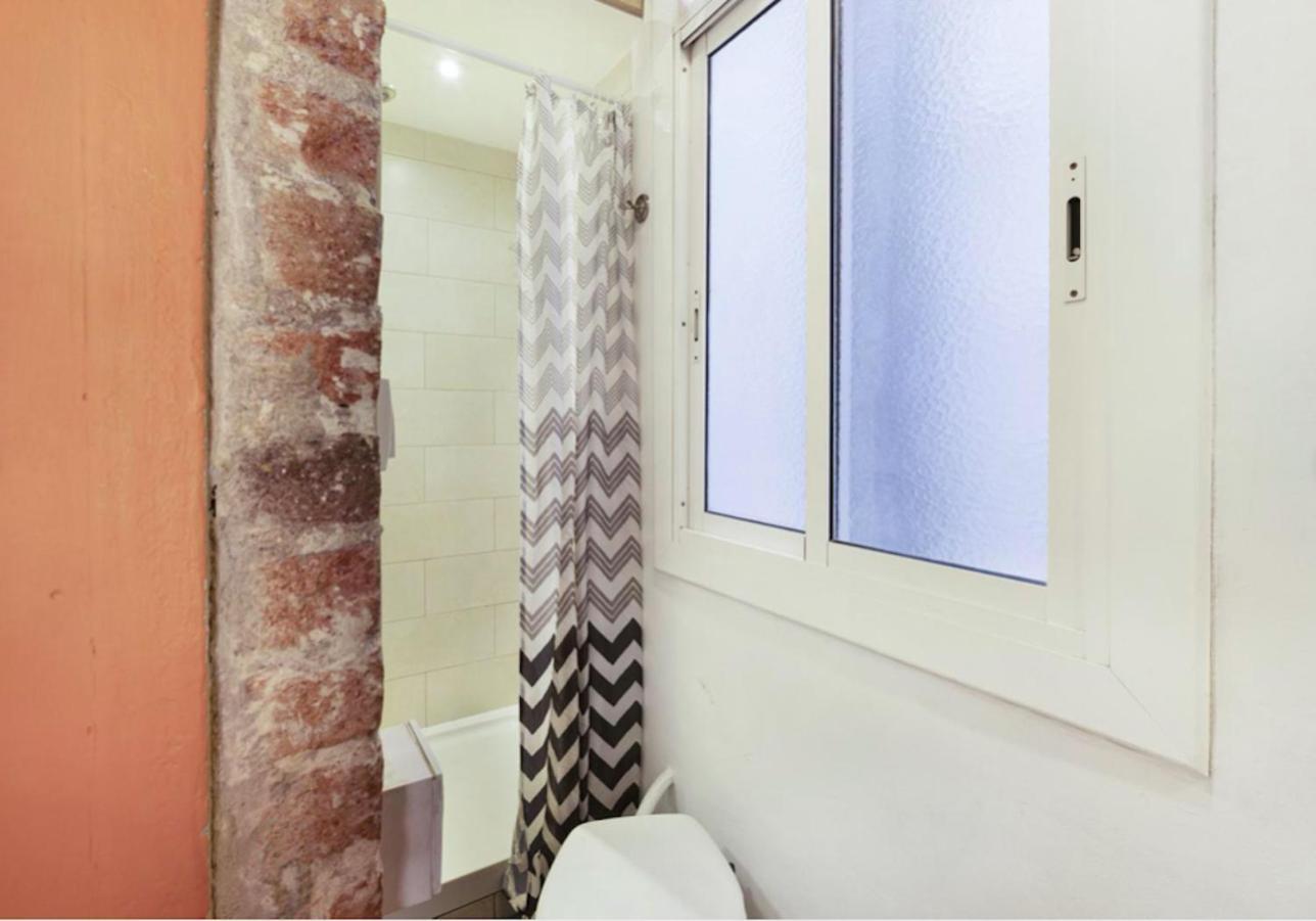 Great Apartment In Sagrada Familia With Balcony Barcelona Exterior photo