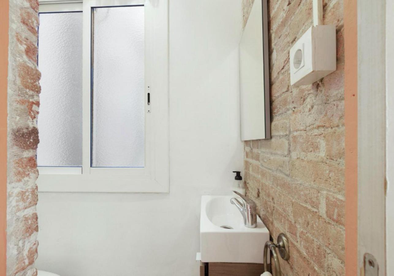 Great Apartment In Sagrada Familia With Balcony Barcelona Exterior photo